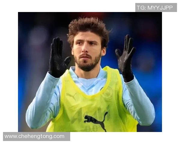 鲁本迪亚斯：从年轻天才到足球场上的坚韧防线领袖之路